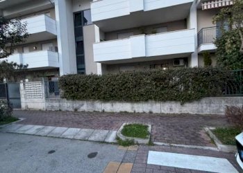 Facciata - Bilocale via degli Aceri, 2, Abano Terme - foto 38