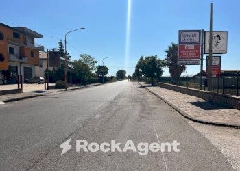 Zona - Negozio via Saverio Pipino, Altavilla Silentina - foto 4