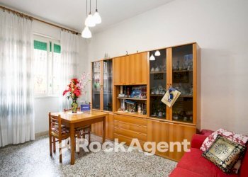 Salone - Appartamento via Genzano, 128, Roma - foto 6