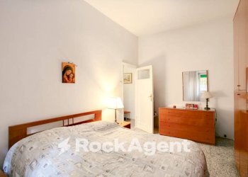 Camera da letto - Appartamento via Genzano, 128, Roma - foto 12