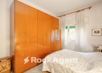 Camera da letto - Appartamento via Genzano, 128, Roma - foto 14