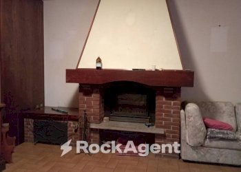 Salone - Villa Frazione Ca' Ponte 1, Santa Maria della Versa - foto 8