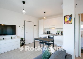 Salone - Monolocale via Ildebrando della Giovanna, 81, Roma (zona Massimina) - foto 4