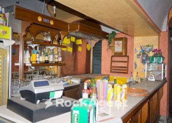 Interno non residenziale - Negozio via Guglielmo Marconi, 8, Pont-Canavese - foto 7