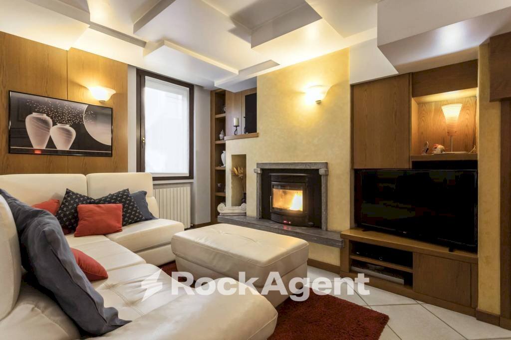 Salone - Stable - Palace via della Vittoria, 8, Bonate Sopra - photo 2