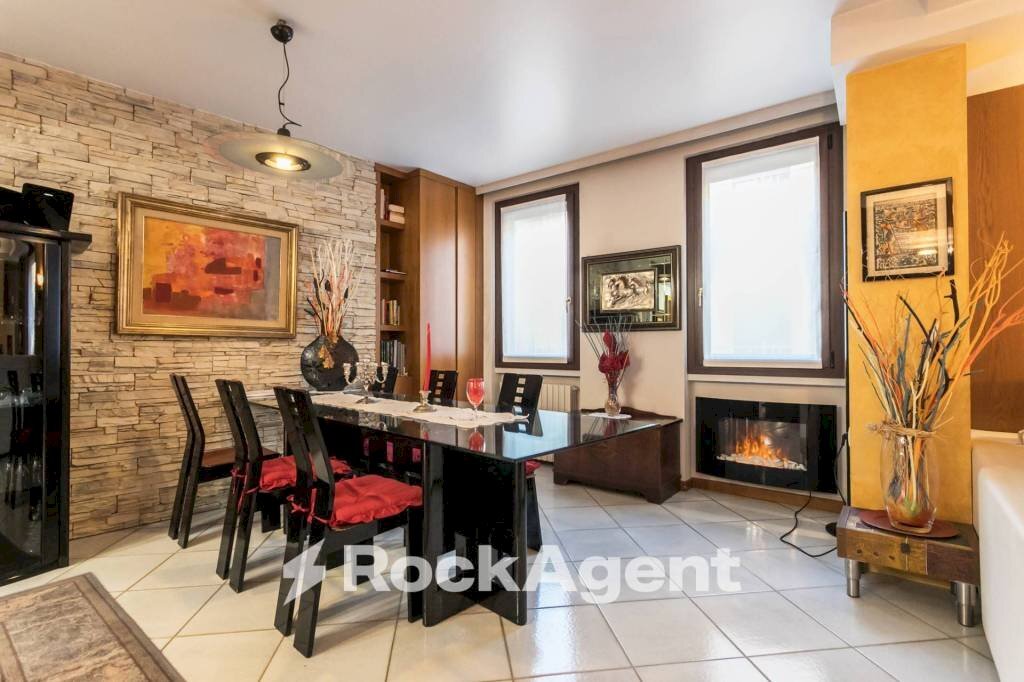 Salone - Stable - Palace via della Vittoria, 8, Bonate Sopra - photo 3