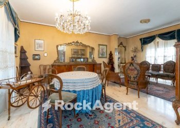 Salone - Attico via Vittorio Emanuele Orlando, 182, Catania - foto 4