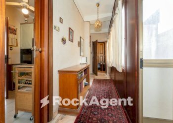 Corridoio - Attico via Vittorio Emanuele Orlando, 182, Catania - foto 17