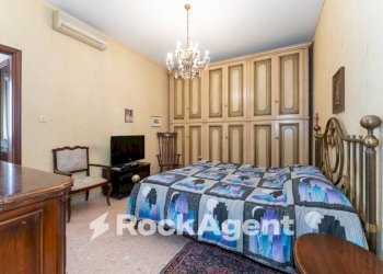Camera da letto - Attico via Vittorio Emanuele Orlando, 182, Catania - foto 33