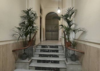 Interno palazzo - Bilocale via E. A. Pantano, 87, Catania - foto 6