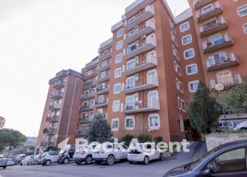 Facciata - Trilocale viale Vincenzo de Filippis, 148, Catanzaro - foto 21