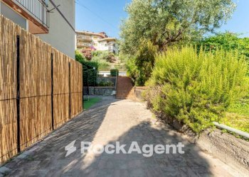 Cortile interno - Apartment via Litteri, 9, Aci Castello - photo 36