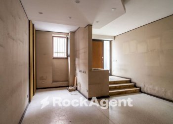 Interno palazzo - Appartamento via Antonio Cavagna Sangiuliani, Pavia - foto 11