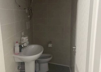 Bagno - Negozio piazza Umberto I, Altavilla Silentina - foto 6