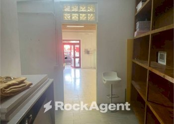 Ingresso - Negozio piazza Umberto I, Altavilla Silentina - foto 9