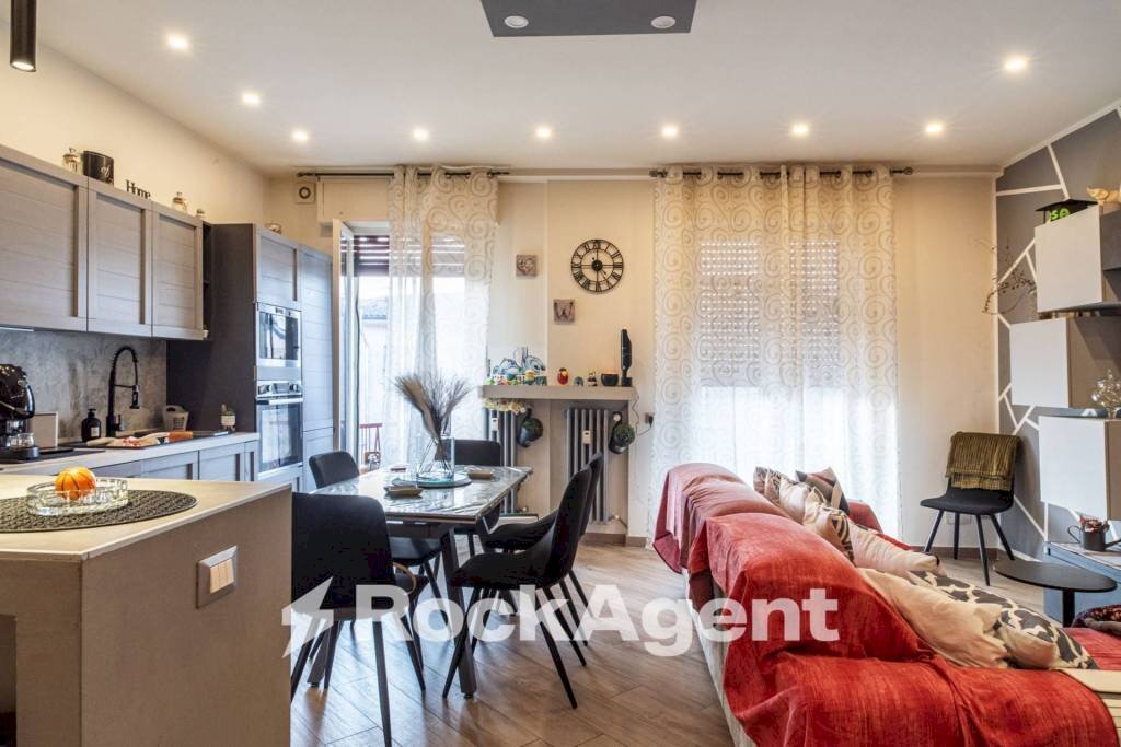 Cucina - Appartamento via G. Bellone, 23, Mede - foto 1