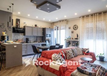 Salone - Appartamento via G. Bellone, 23, Mede - foto 2