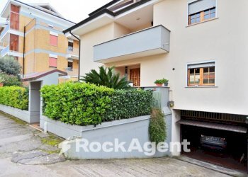 Facciata - Villa via Ombrone, 5, Latina - foto 40