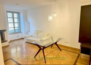 Salone - Quadrilocale piazza Mercato del Fieno, Bergamo (zona Città Alta) - foto 1