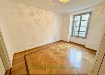 Camera da letto - Quadrilocale piazza Mercato del Fieno, Bergamo (zona Città Alta) - foto 8