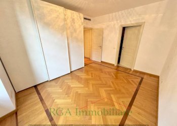 Camera da letto - Quadrilocale piazza Mercato del Fieno, Bergamo (zona Città Alta) - foto 9