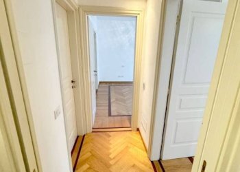 Disimpegno - Quadrilocale piazza Mercato del Fieno, Bergamo (zona Città Alta) - foto 14