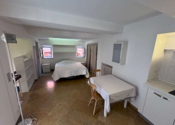 zona giorno - Monolocale via Del Monte, Bologna (zona Centro Storico) - foto 3