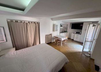 zona notte - Monolocale via Del Monte, Bologna (zona Centro Storico) - foto 13