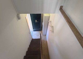 ingresso - Monolocale via Del Monte, Bologna (zona Centro Storico) - foto 23