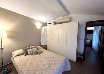 camera da letto - Appartamento via Cartoleria, Bologna - foto 10