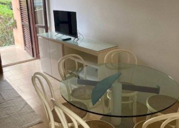 Salone - Villa a Schiera viale Roma, 383, Massa - foto 7