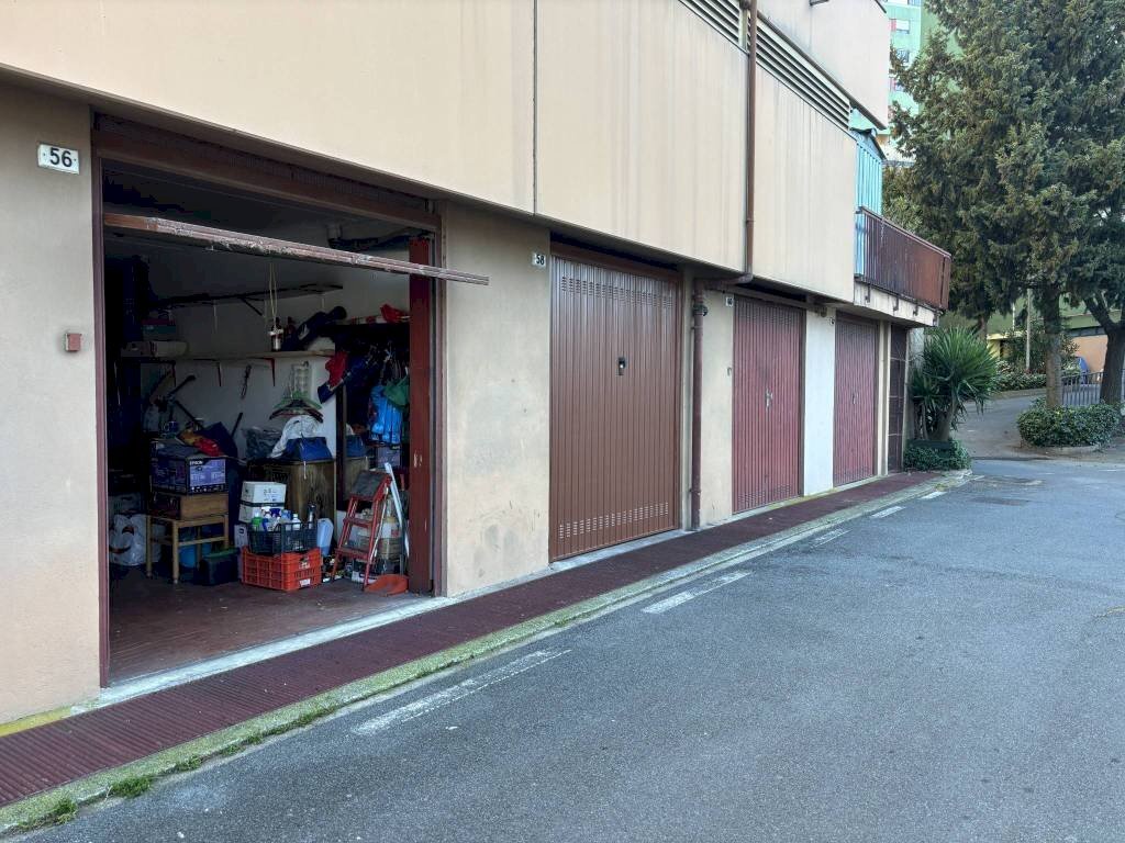 Box auto - Box via Remigio Vigliero, 56, Genova (zona Sampierdarena) - foto 2