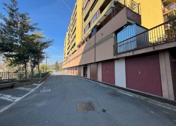 Zona - Box via Remigio Vigliero, 56, Genova (zona Sampierdarena) - foto 1