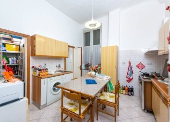 Cucina - Three-room apartment via Alfredo d'Andrade, 22, Genova (neighborhood Sestri Ponente) - photo 8