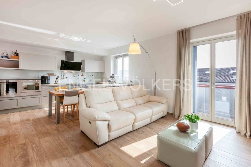 Salone - Trilocale via Camillo Benso di Cavour, 29A, Grinzane Cavour - foto 1