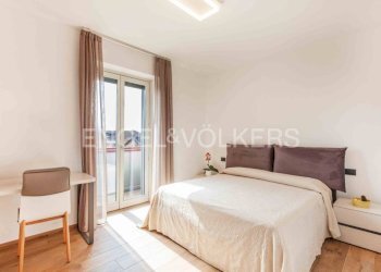 Camera da letto - Three-room apartment via Camillo Benso di Cavour, 29A, Grinzane Cavour - photo 6