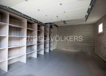 Box auto - Trilocale via Camillo Benso di Cavour, 29A, Grinzane Cavour - foto 10