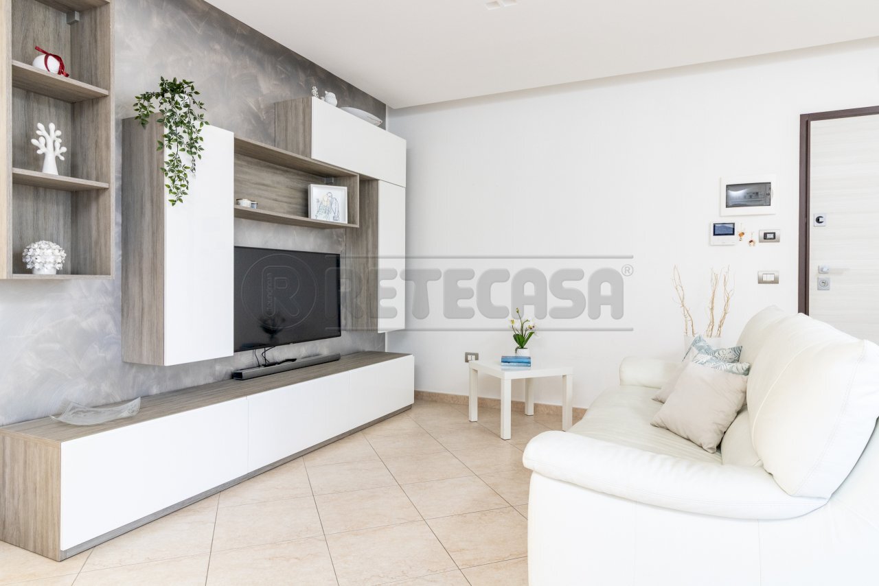 2.jpg - Three-room apartment Via Martin Luther King 12U, Bisceglie - photo 3