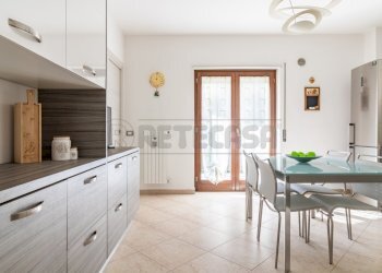 10.jpg - Three-room apartment Via Martin Luther King 12U, Bisceglie - photo 5