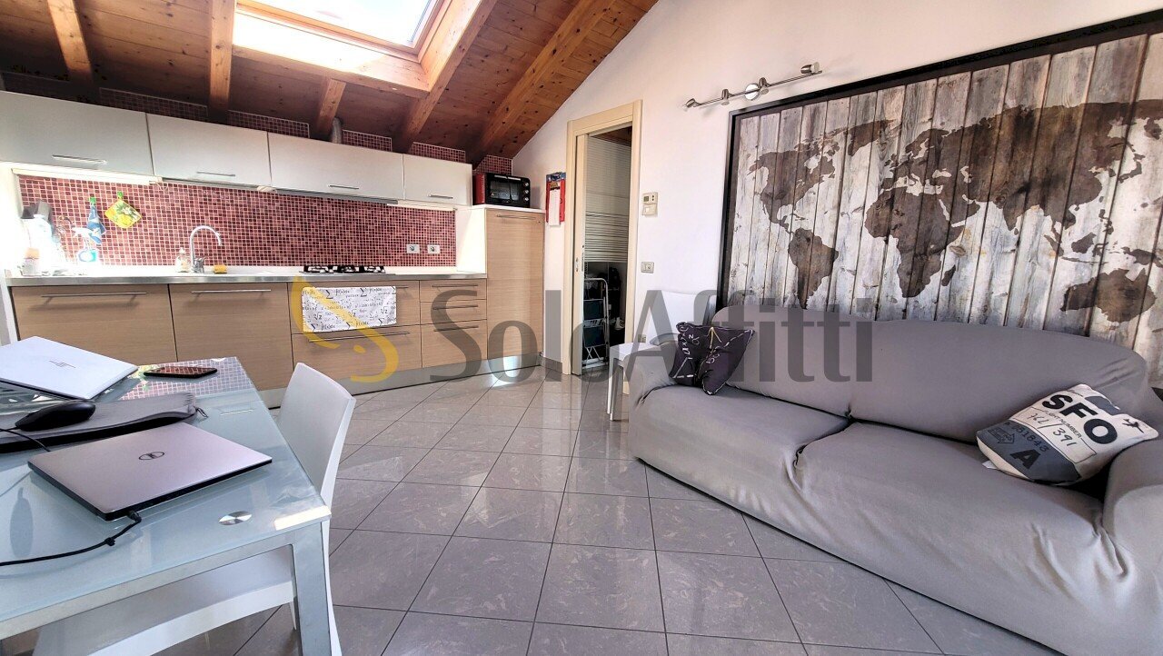 Soggiorno.jpg - Two-room apartment Via Mulini, Parabiago - photo 1