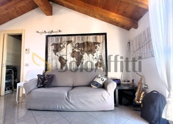Soggiorno.jpg - Two-room apartment Via Mulini, Parabiago - photo 2