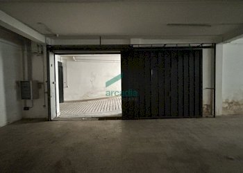 dettagli - Box Via Monte San Michele, Bari - foto 8