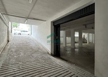 dettagli - Box Via Monte San Michele, Bari - foto 10