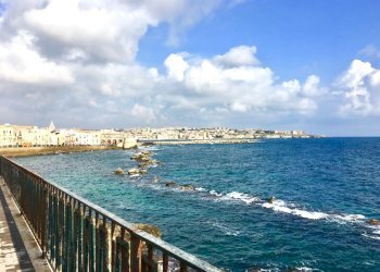 50-IMG_4287.jpeg.jpg - Casa indipendente Lungomare di Levante Elio Vittorini 20, Siracusa - foto 1