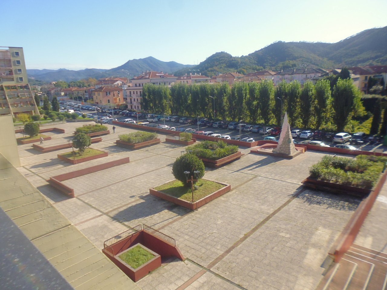 P1060943.JPG - Box Sestri Levante - foto 1