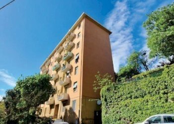 2.jpg - Four-room apartment at auction Via Nicolò Copernico 13, Genova (neighborhood Borgoratti) - photo 1