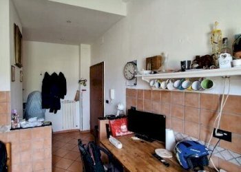 3.jpg - Four-room apartment at auction Via Nicolò Copernico 13, Genova (neighborhood Borgoratti) - photo 2