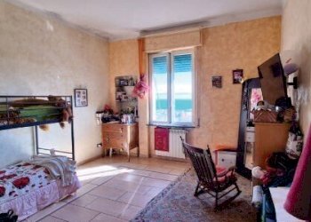 6.jpg - Four-room apartment at auction Via Nicolò Copernico 13, Genova (neighborhood Borgoratti) - photo 5