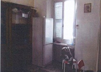 3.jpg - Quadrilocale all'asta Via Carlo Corsi 5, Genova (zona Sestri Ponente) - foto 2