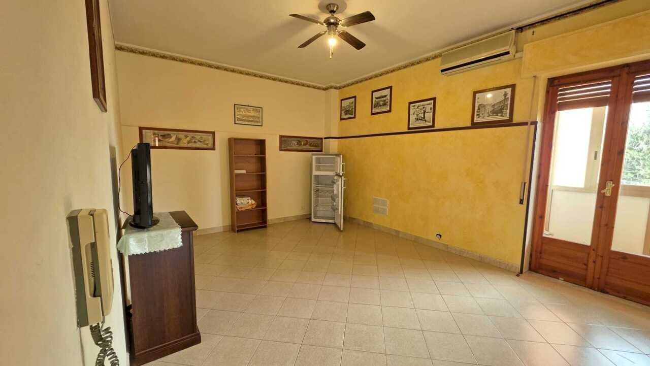 WhatsApp Image 2026-03-19 at 10.40.51 (2).jpeg - Trilocale Aci Sant'Antonio - foto 3